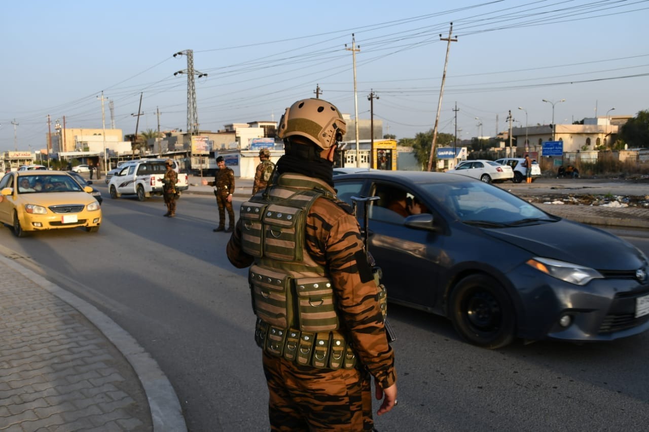 Dozens protest against the CF candidate for Prime Minister