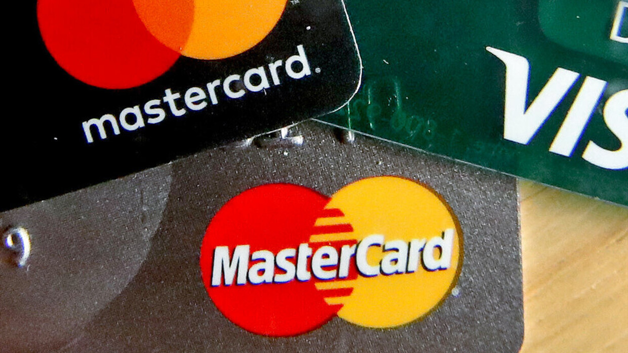 Russia to switch to Chinese card System 