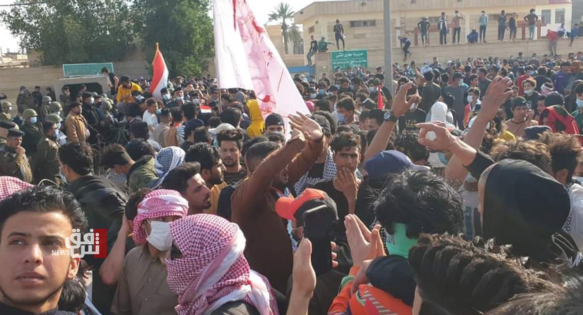 AlMuthanna demonstrators threaten to escalate their protests