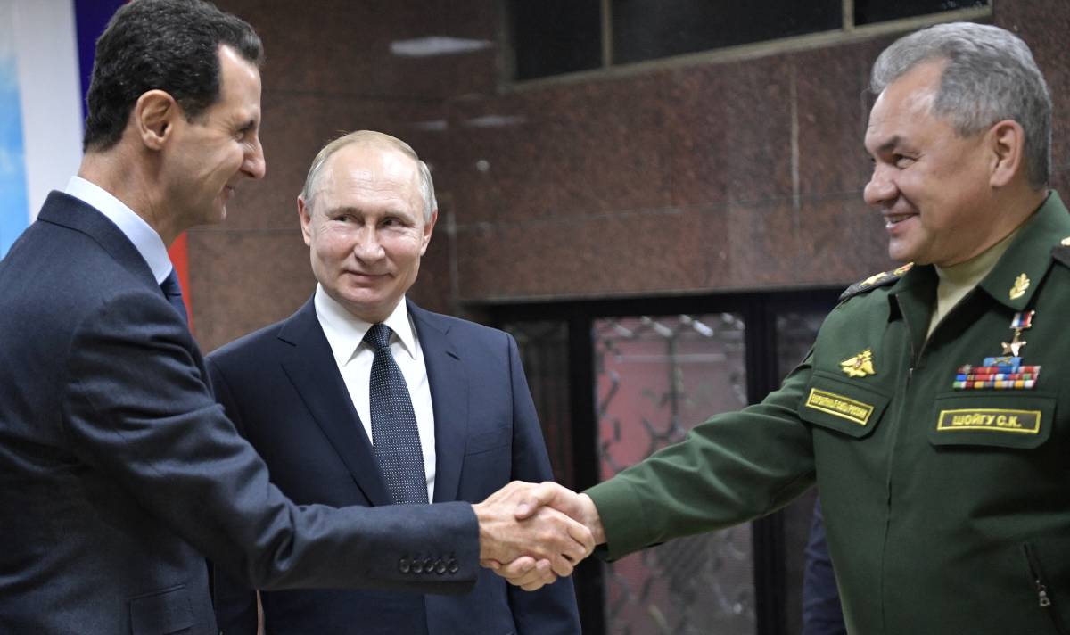 Guardian Syrians join Russian ranks in Ukraine as Putin calls in Assads debt