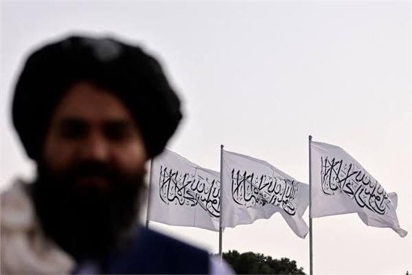  حركة طالبان تعلن تغيير علم أفغانستان إلى علم "التوحيد" الأبيض