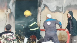 خسائر مادية فادحة.. الدفاع المدني يكافح حريقا في مخازن كلية التراث ببغداد (فيديو)
