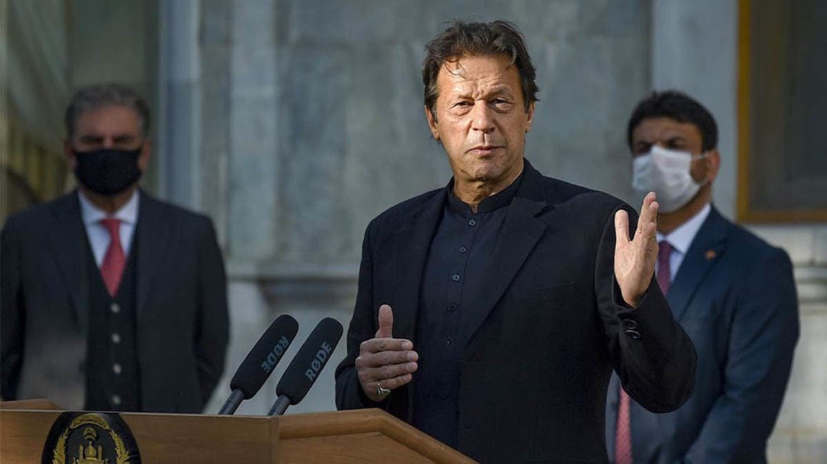 Pakistan's PM ousted in no-confidence vote in parliament