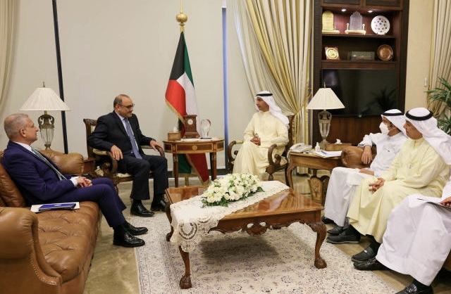 Kuwaiti Deputy FM receives Iraqi ambassador to Kuwait 