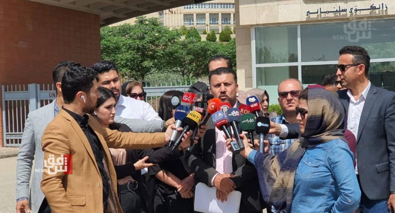Lecturers in al-Sulaymaniyah demand "the parties that run the governorate" to resolve the salaries dilemma 