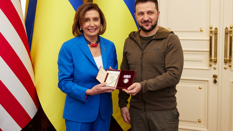 Top US lawmaker Nancy Pelosi meets Zelenskyy in Ukraine