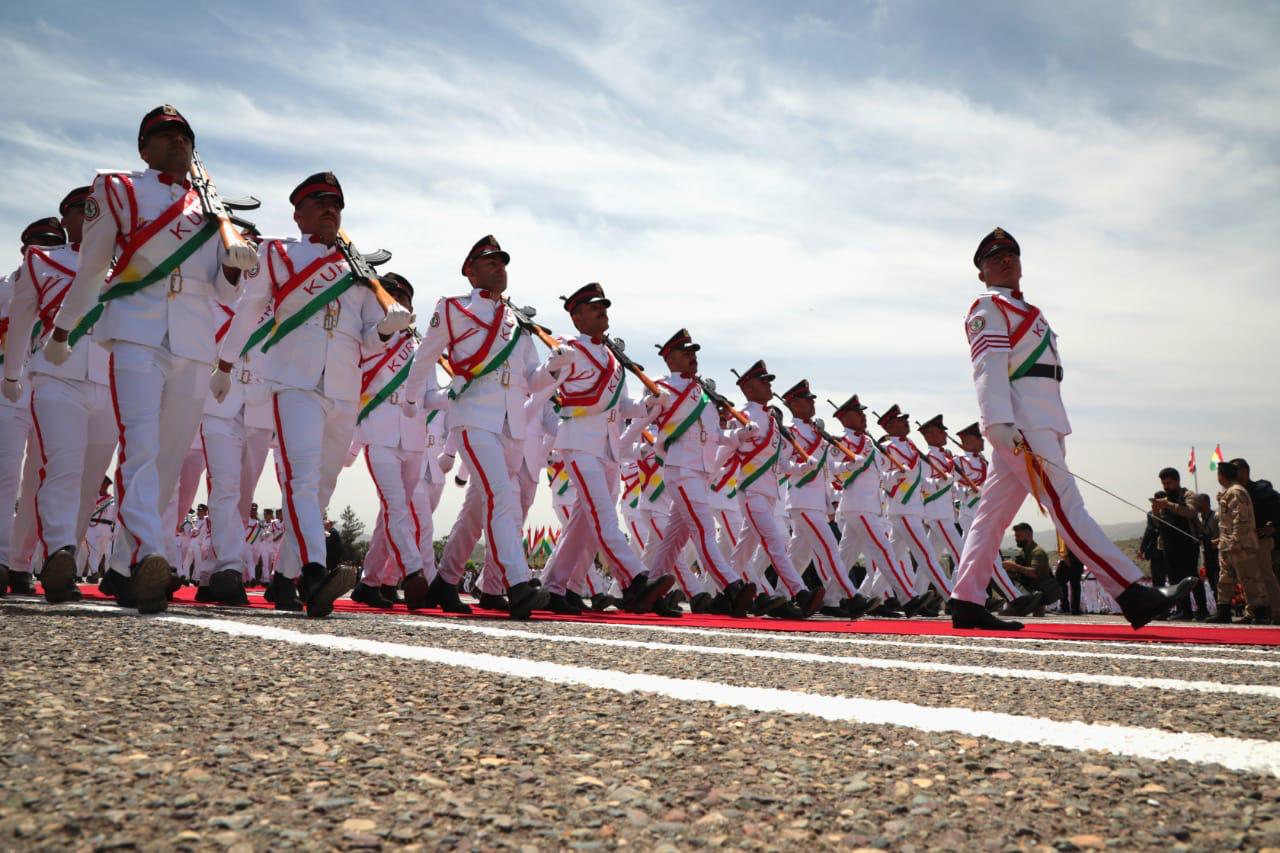 Peshmerga Minister urges President Barzani to ban formations outside the regions military organization 