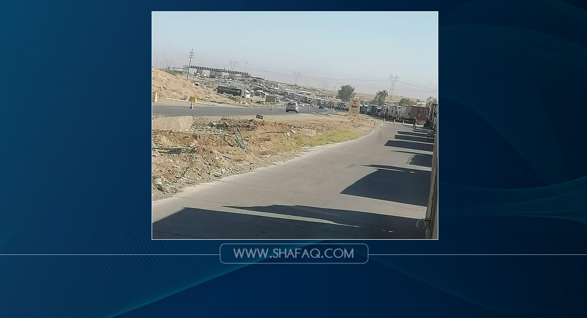مئات الشاحنات تخنق مداخل الموصل والسائقون: تشبه الدخول لبغداد