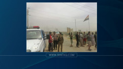 فيديو وصور.. متظاهرون يقطعون طريق بعقوبة بغداد بسبب الكهرباء