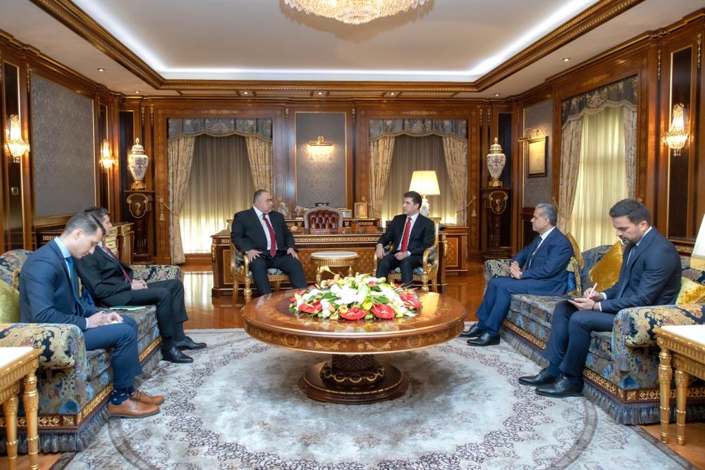 رئيس إقليم كوردستان يبحث جملة ملفات مع سفير رومانيا الجديد