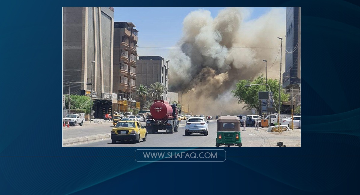 حريق كبير يلتهم مطعماً في بغداد والدفاع المدني يكافح لإخماده