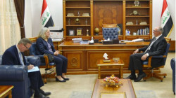 Allawi discusses Iraq-US ties with Romanowski 