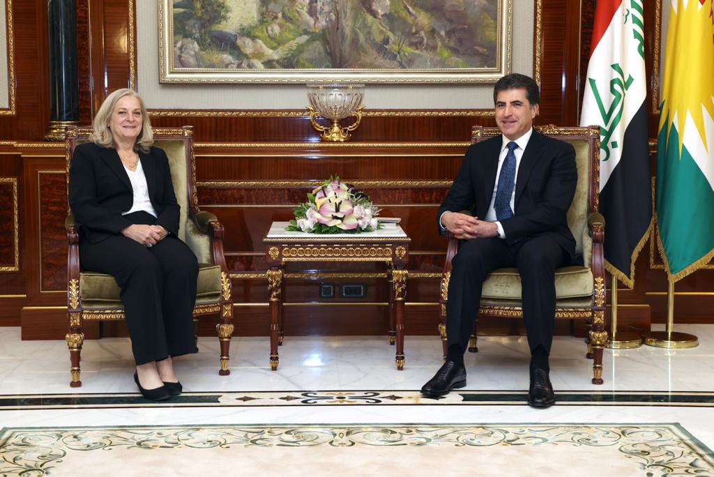 رئيس إقليم كوردستان يبلغ رومانوسكي توقعه لمستقبل العملية السياسية في العراق