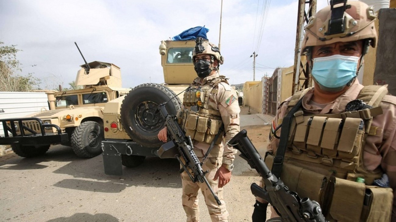 ضحية وجريح من الجيش العراقي بانفجار في الانبار