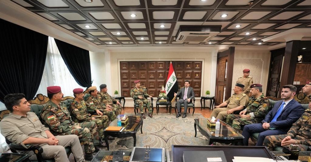 The Kurdish military delegation continued its meetings in Baghdad and met the Parliament's Deputy Speaker 