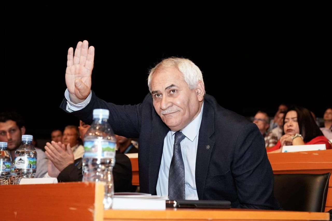 عراقي يحصل على منصب رئيس الاتحاد الدولي لرفع الأثقال