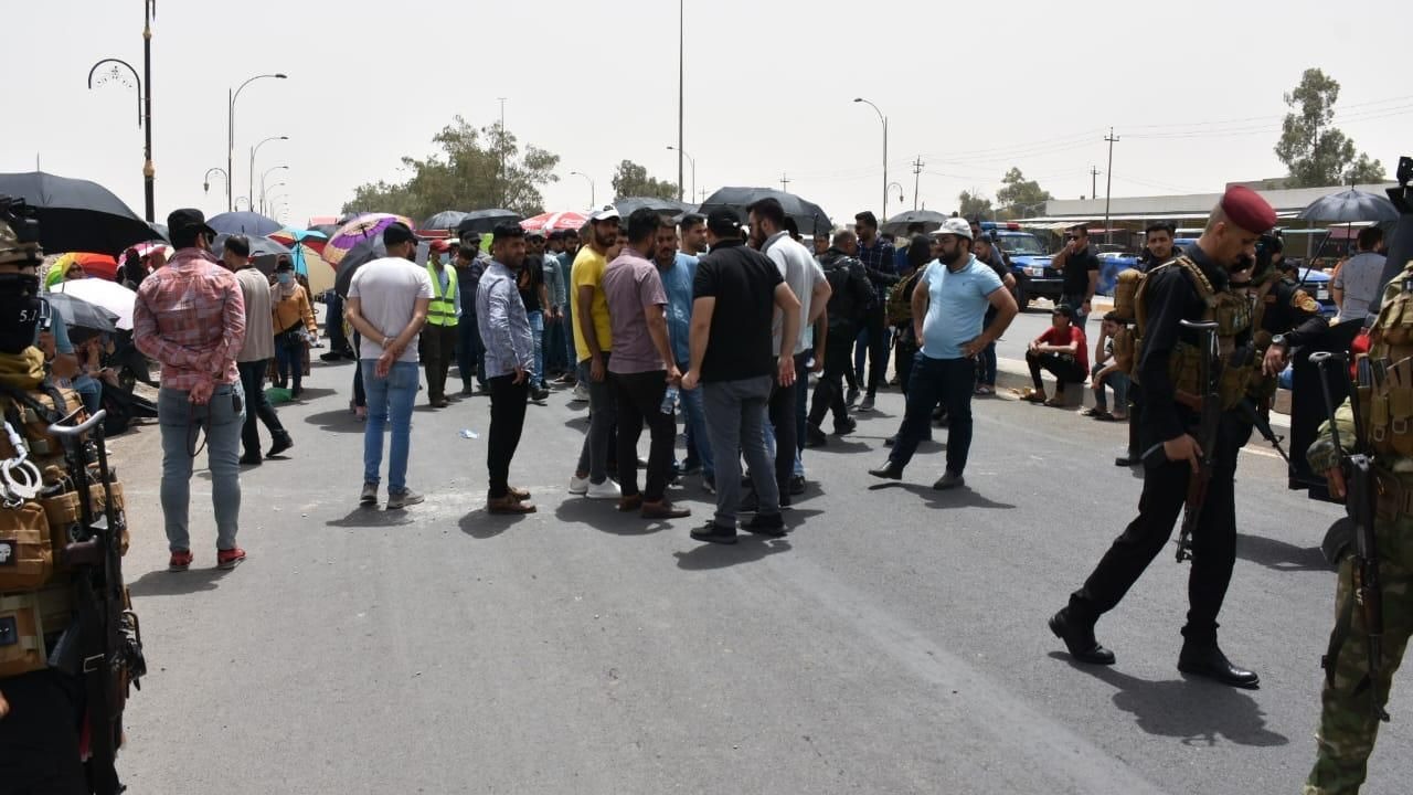 تظاهرات في كركوك تقطع طريق مبنى المحافظة 