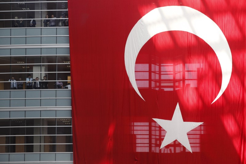 477.2 مليون دولار تخرج من البورصة التركية..وزيادة في ودائع العملات الأجنبية