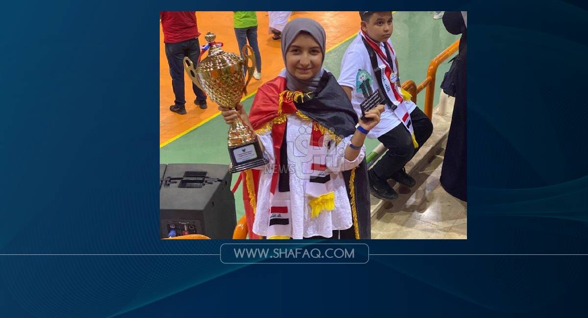 تفوقت على طلبة جامعيين.. "سرى" أول طفلة عراقية تحصد المركز الأول في بطولة عربية للروبوت