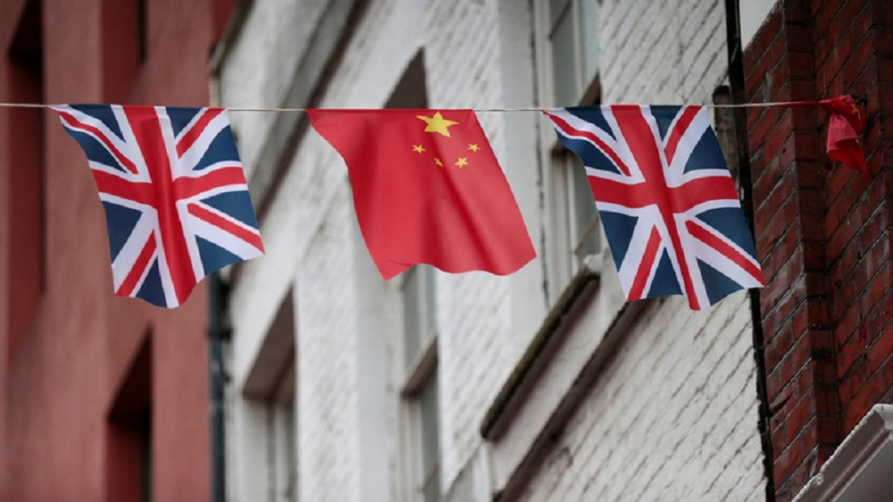 الشركات البريطانية تقطع العلاقات مع الصين