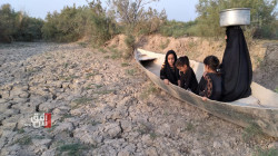 صور.. الجفاف يخلّف أزمة ثلاثية أمام سكان الأهوار العراقية 