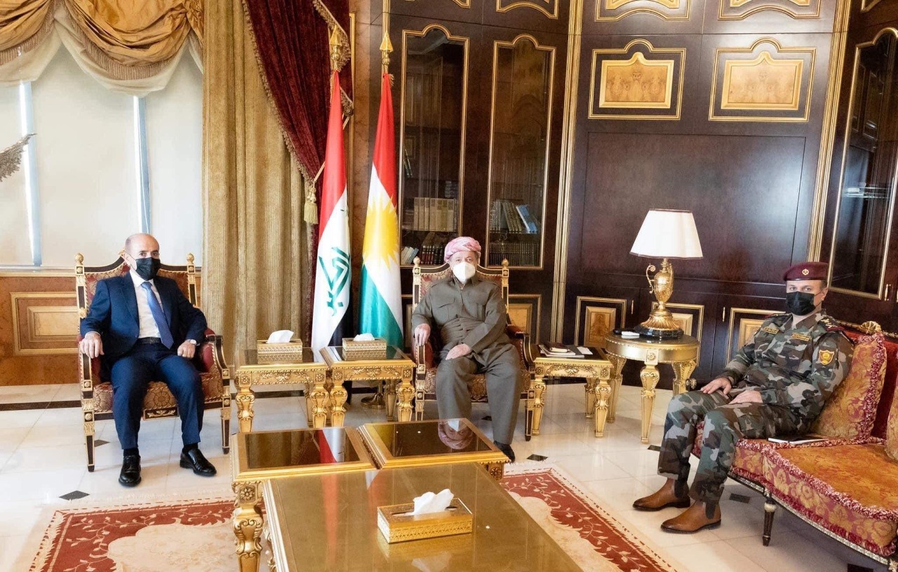 Shoresh Ismail briefs Masoud Barzani on a Peshmerga delegation visit to US UK