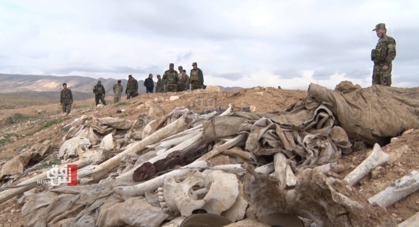 في سنجار.. العثور على 6 مقابر جماعية تضم عشرات الضحايا الإيزيديين (صور)