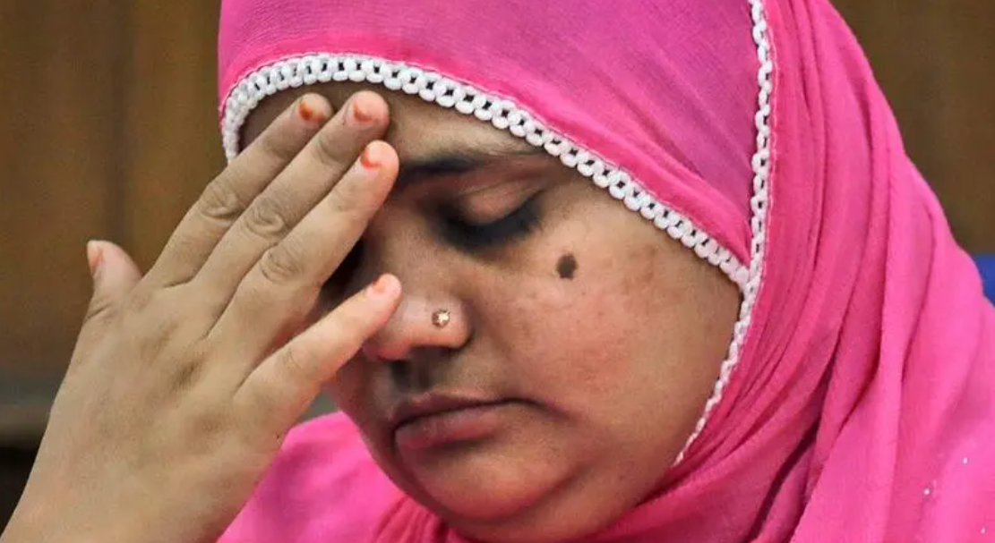 فيديو.. الهند تفرج عن 11 هندوسيا أدينوا باغتصاب جماعي لامرأة مسلمة