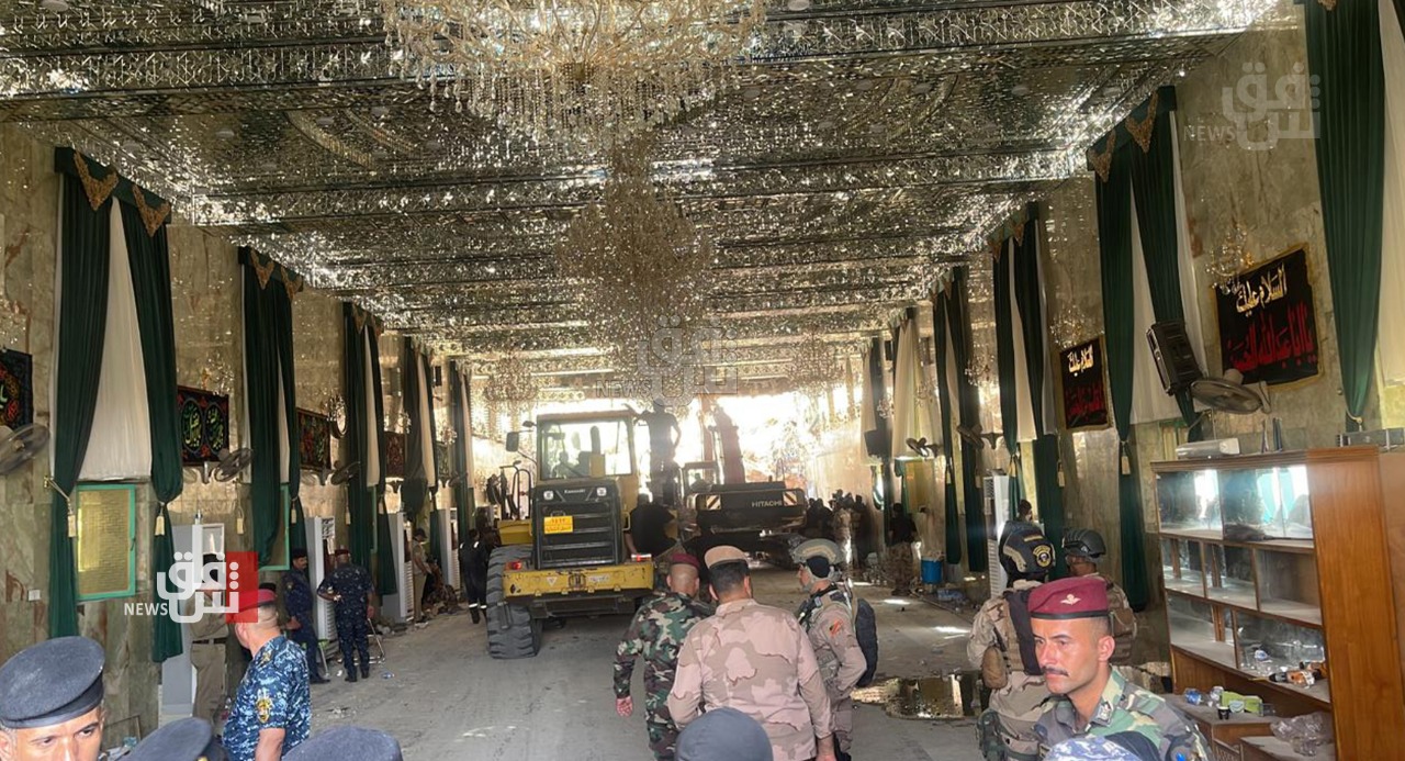 انتشال 3 جثث من تحت ركام حادث انهيار قطارة الإمام علي بكربلاء