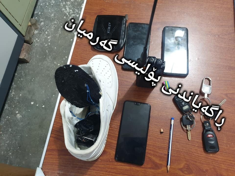 كلار.. اعتقال طالب أخفى جهازاً بـ"حذائه" وشخصين ساعداه بالغش في الامتحانات  