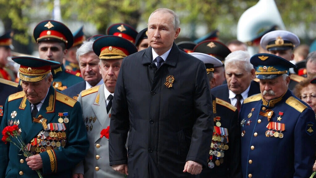 Putin orders Russian military to beef up forces by 137,000