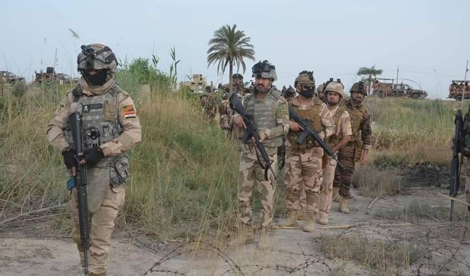 Two Iraqi soldiers injured in an explosion in Diyala