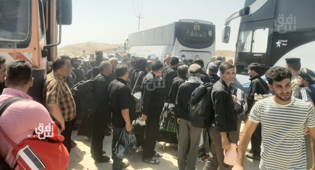 موزعة على منفذ وساحة تفويج.. أكثر من 80 موكباً يقدمون الخدمات للزائرين الإيرانيين في ديالى 