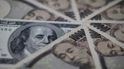 Yen steadies as Tokyo signals possible intervention