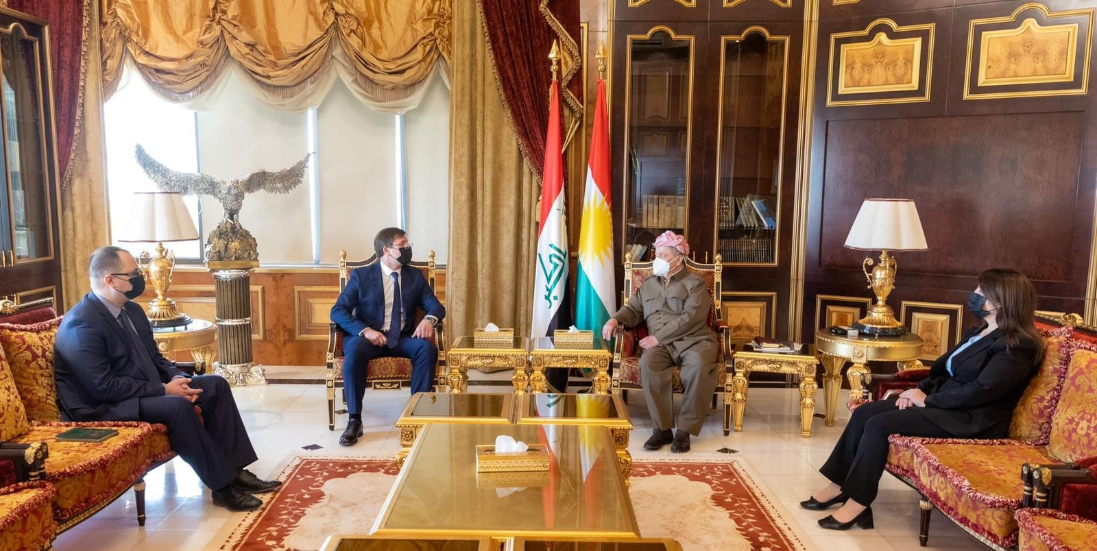 تطورات العراق والمنطقة على طاولة لقاء مسعود بارزاني والقنصل الروسي الجديد في أربيل 