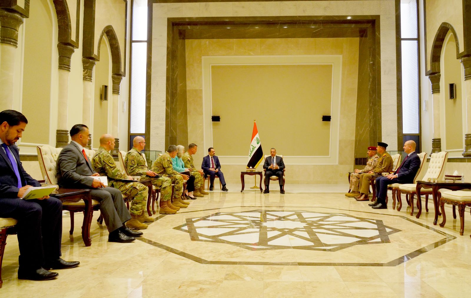 Iraq's PM and US Commander discuss the counter-terrorism and regional security