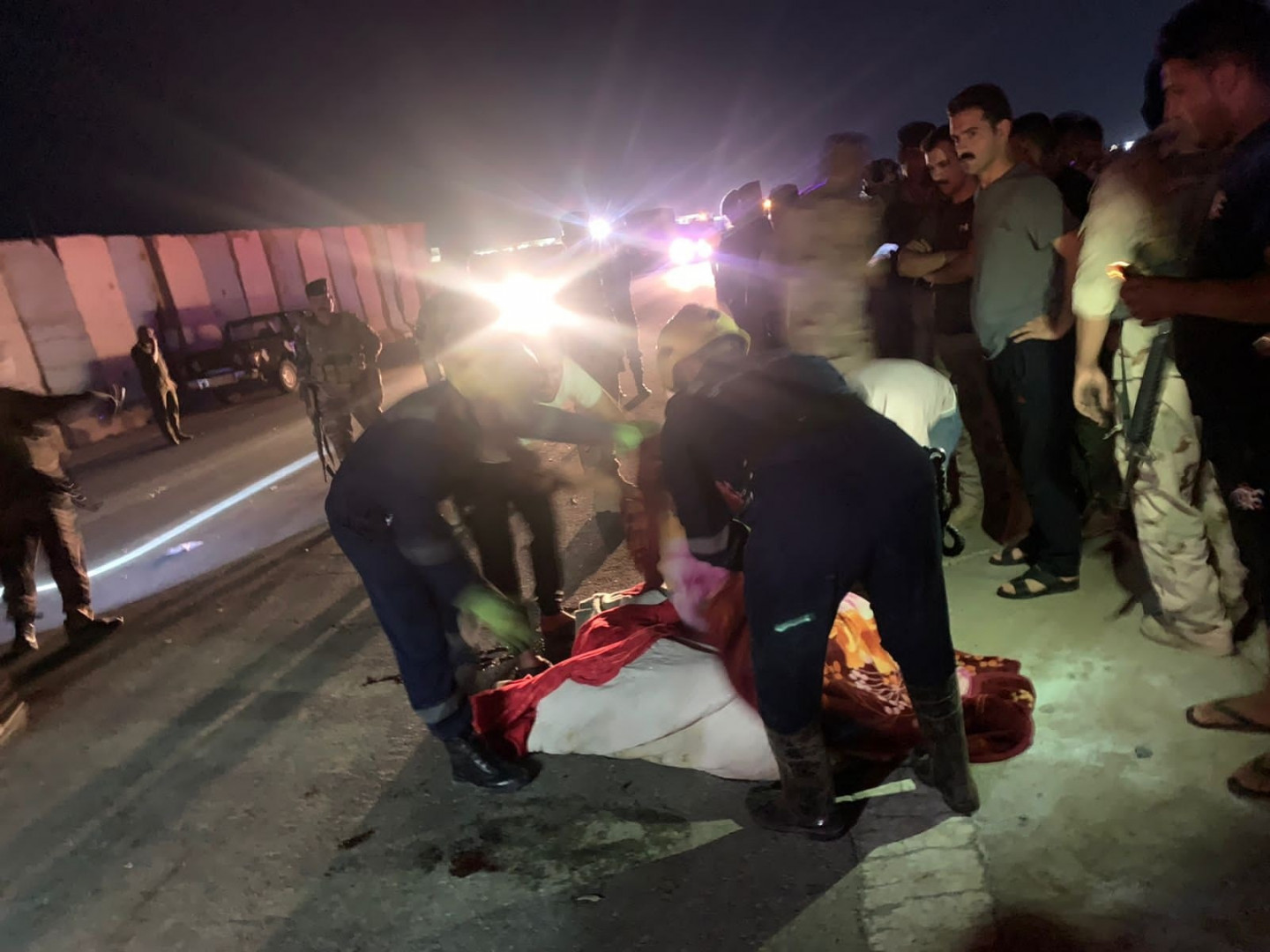مصرع شخصين وإصابة ثلاثة آخرين بحادث مروع في مدينة الرمادي 