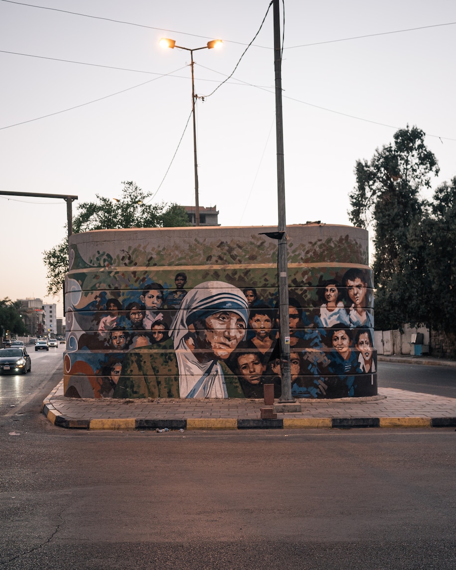 فنانو العراق يريدون رواية قصتهم بأنفسهم: عن الاستعمار والإصلاح
