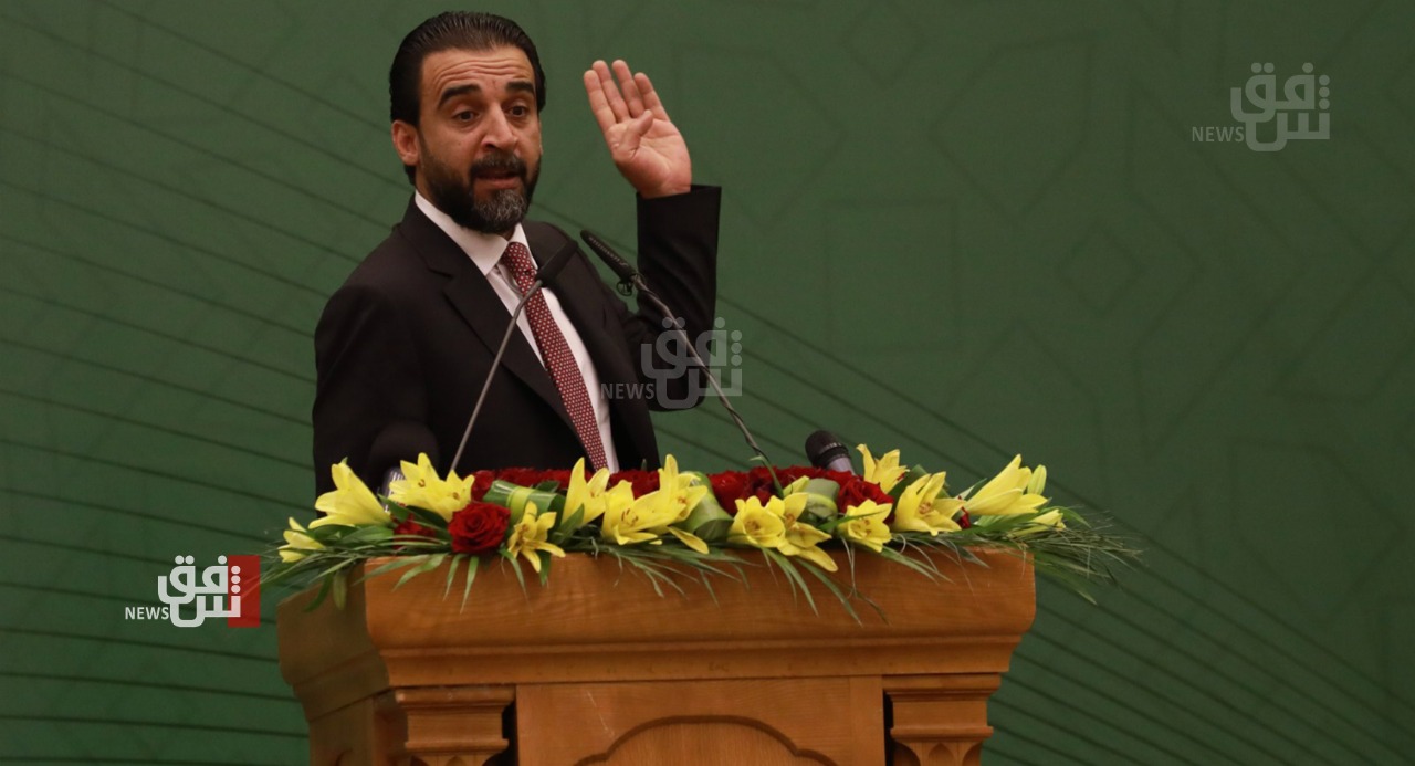 البرلمان العراقي يجدد الثقة لرئيسه ويرفض إستقالته من منصبه 