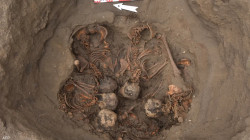 قبل 1000 عام.. الكشف عن مقبرة لـ76 طفلا قدموا كأضاحٍ