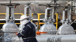 Oil climbs ahead of OPEC+ talks on supply cut