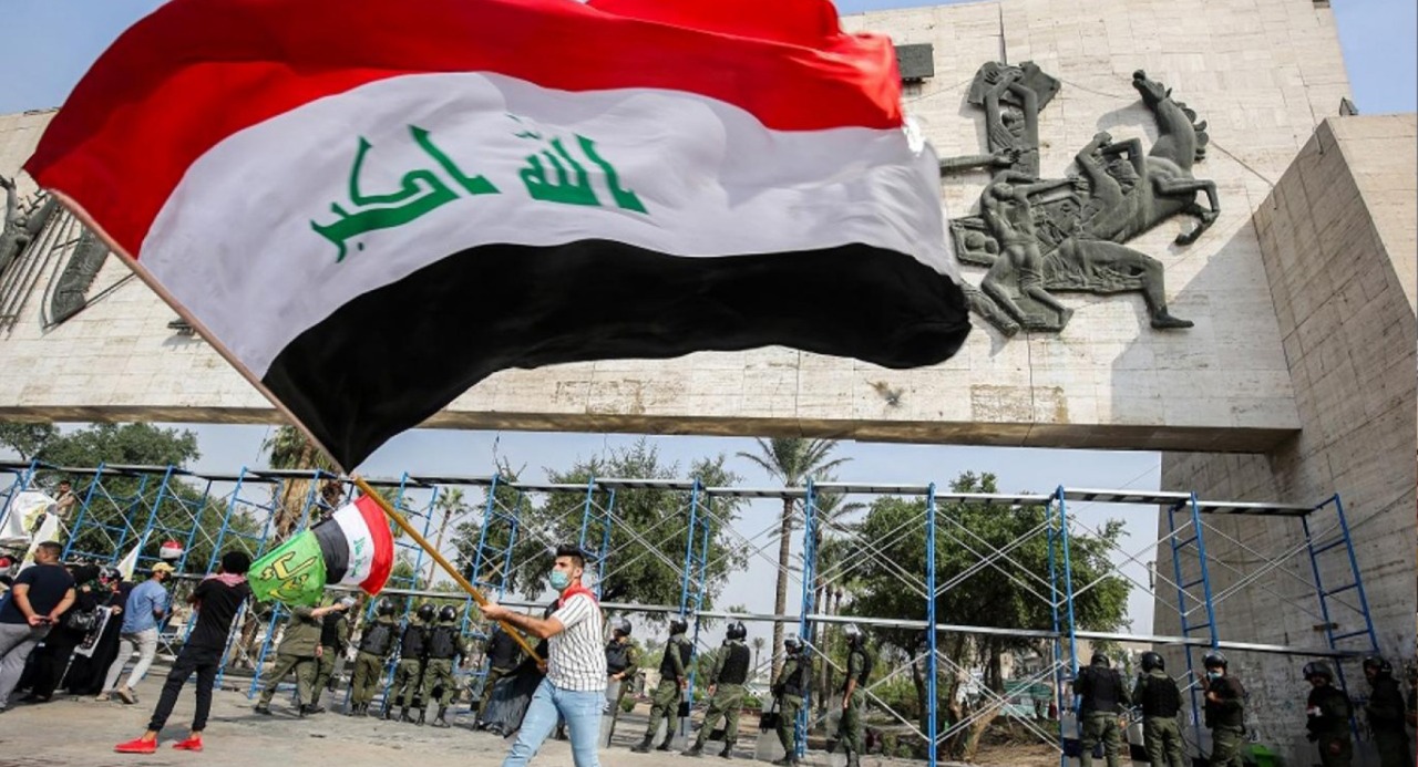"سيطاح به قريباً".. تقرير أوروبي: النظام السياسي في العراق بلغ "مرحلة الشيخوخة" وقريب من "الهاوية"  