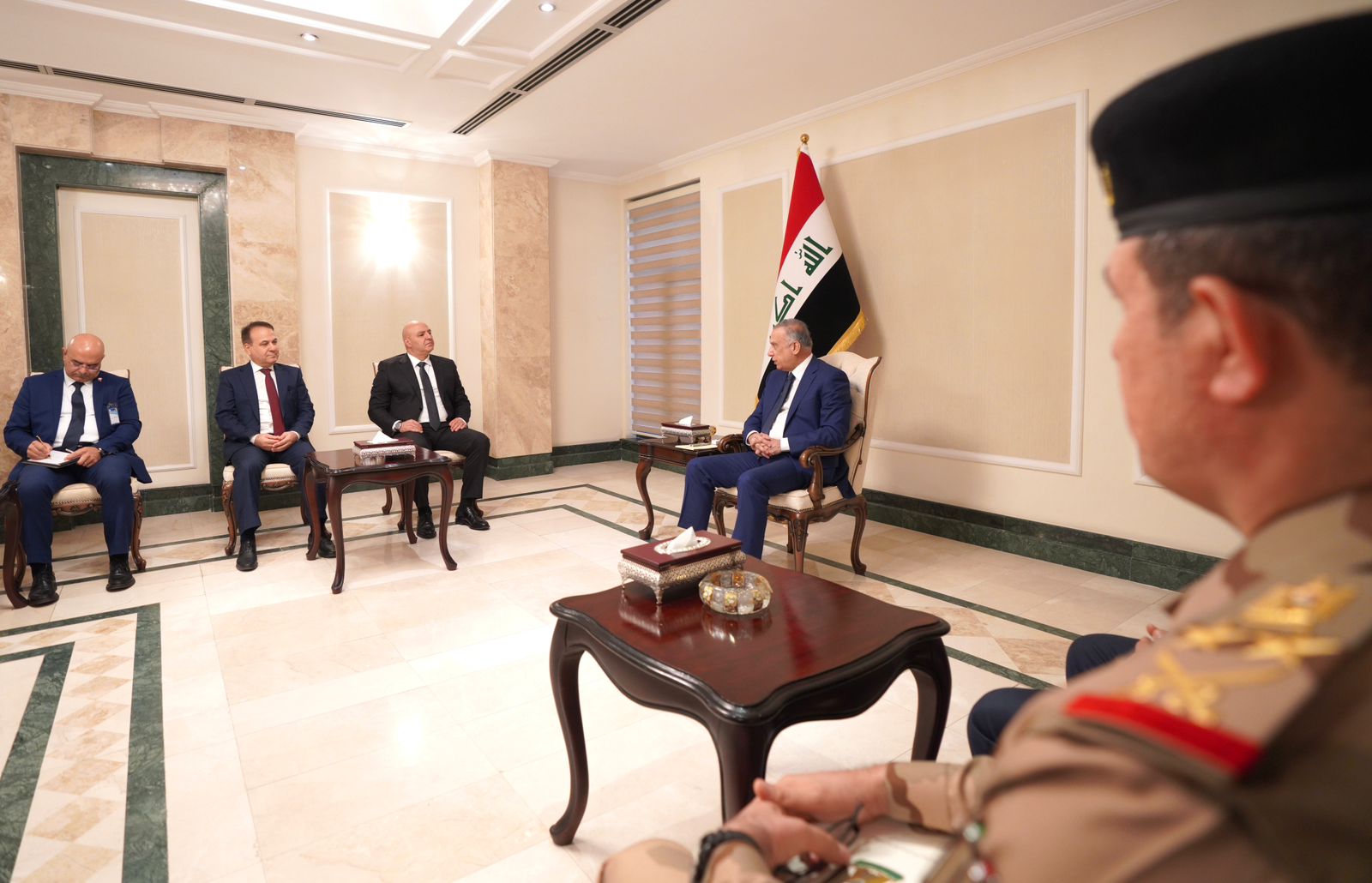 Al-Kadhimi stresses the importance of developing cooperation with Lebanon