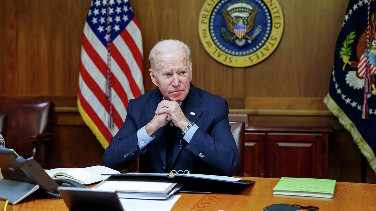 Biden to lay out plan to complete emergency oil sales, support U.S. production