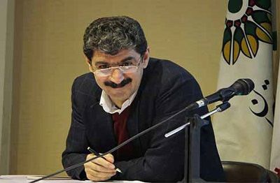 Kurdish Ilami poet Dr. Behrouz Yasmi was detained in Tehran, Hengaw