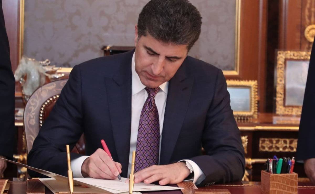Has President Barzani signed the parliament's extension resolution