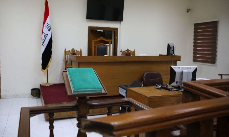 القضاء يستقدم مسؤولا في الحكومة العراقية 