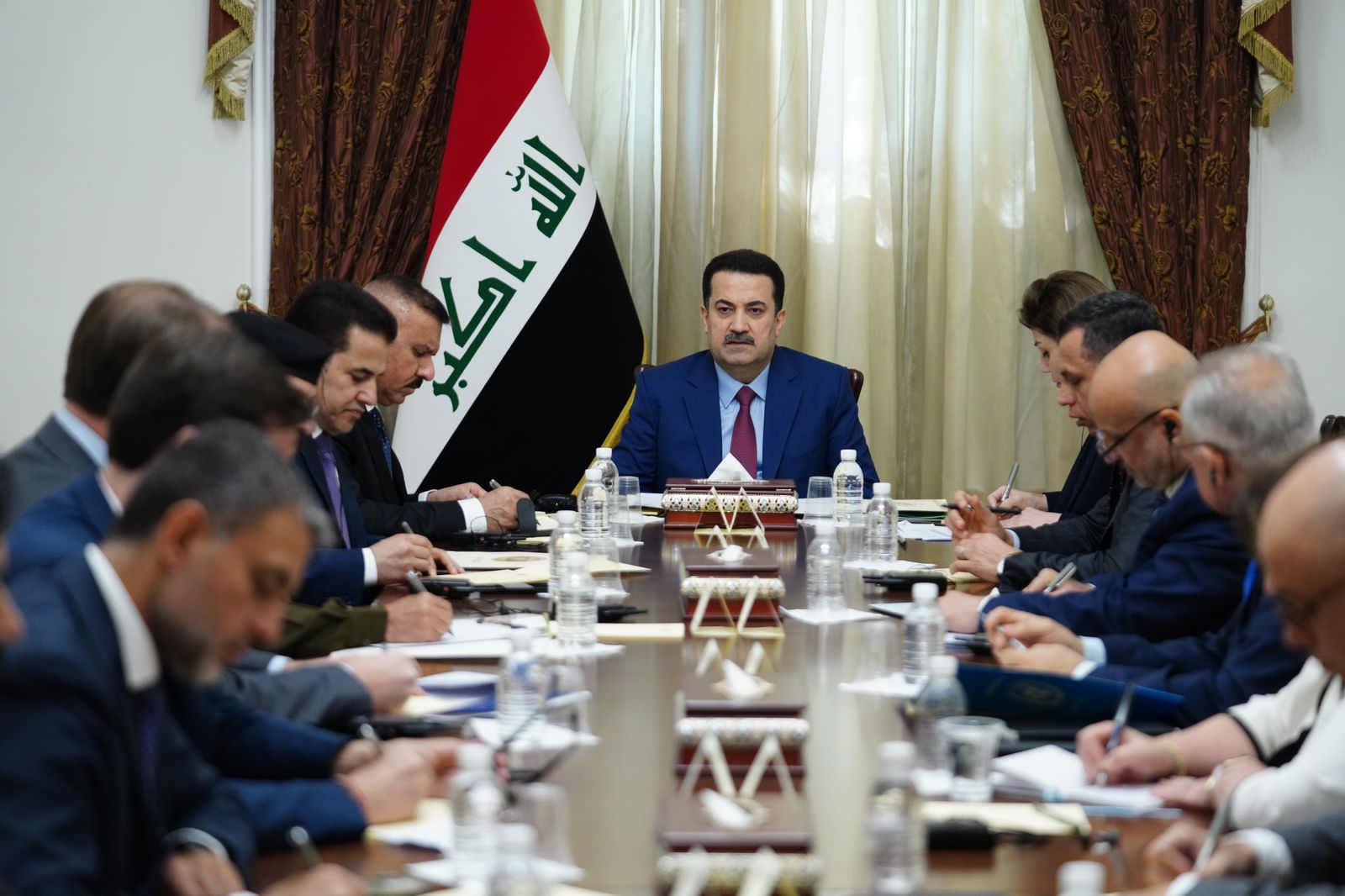Iraq's PM heads a meeting on al-Hol camp