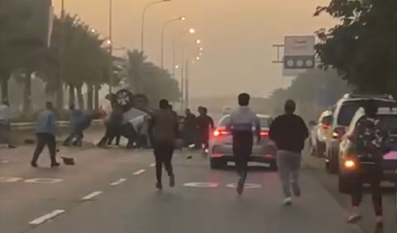 حادث مروع يودي بحياة شخص ويشل حركة المرور قرب مطار بغداد 