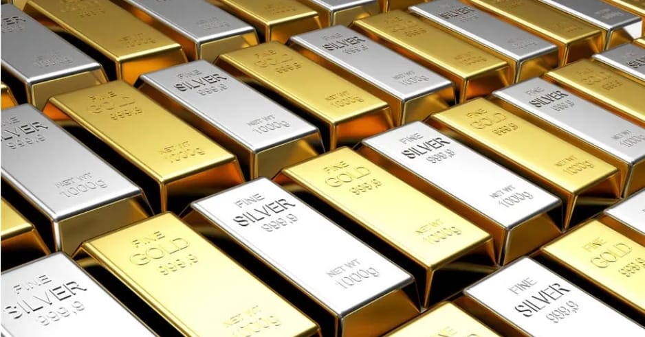 تراجع أسعار الذهب مع ارتفاع الدولار 